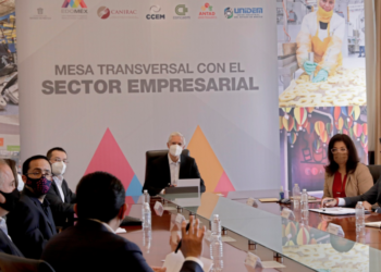 Del Mazo se reúne con líderes empresariales