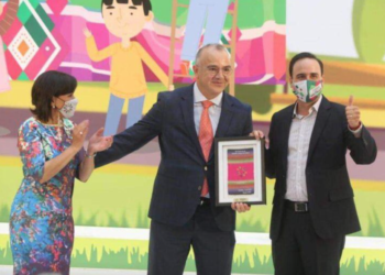 Alcalde de Saltillo llama a atender a los menores de los efectos de la pandemia