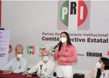Presenta Romero Celis agenda para la mujer de Colima