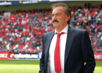 Juez emite auto de formal prisión para Ricardo Lavolpe