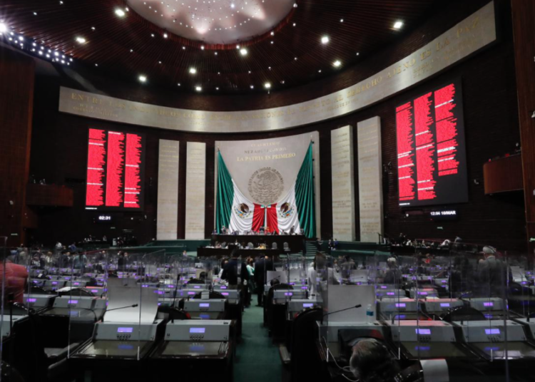 Diputados avalan legalización de la marihuana recreativa en el país