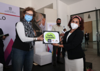 Prestadores de servicios turísticos de Teotihuacán reciben sello de viaje seguro