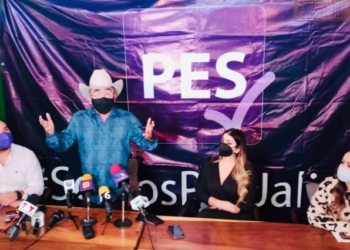 Vicente Fernández Jr, se registra por el PES a una diputación local