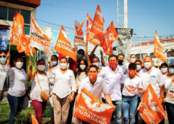 Busca Leoncio Morán simpatizar con maestros de Colima