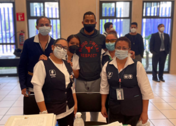 Atletas olímpicos mexicanos reciben vacuna anti COVID-19