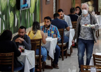 Propone el PAN imponer tasa cero en consumo de alimentos en restaurantes