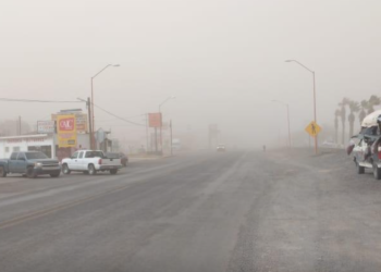 Reabren tramos carreteros en Chihuahua cerrados por tolvaneras