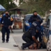 Mujer muere tras ser sometida por policía municipal de Tulum