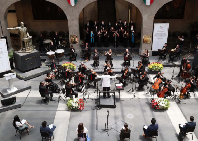 Senadores rinden homenaje a víctimas de COVID-19