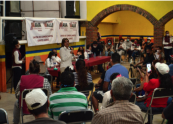 Comerciantes reciben a Mónica Rangel en la capital