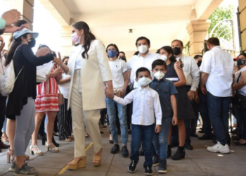 Célida López deja alcaldía para buscar la reelección en Hermosillo