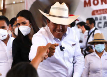 David Monreal, firme en su compromiso con las mujeres