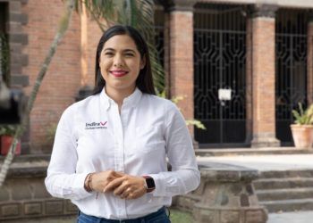Indira Vizcaíno lanza consulta para que colimenses decidan futuro de Casa de Gobierno