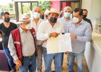 Recibe magistrado del Tribunal Federal Electoral expediente de Félix Salgado