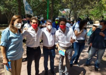 Tabe advierte que ciudadanos deben exigir, no sólo ser aplaudidores