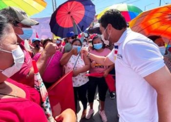 Medicamentos en 24 horas o serán gratis para los campechanos: Christian Castro
