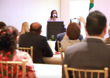 Líderes de sindicatos independientes manifiestan su respaldo a Patricia Durán