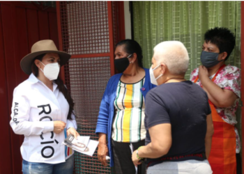 Promete Rocío Barrera, de ganar elección, auditar programas sociales