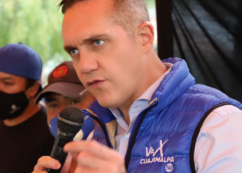 Propone Adrián Rubalcava sustituir tuberías de agua en Cuajimalpa