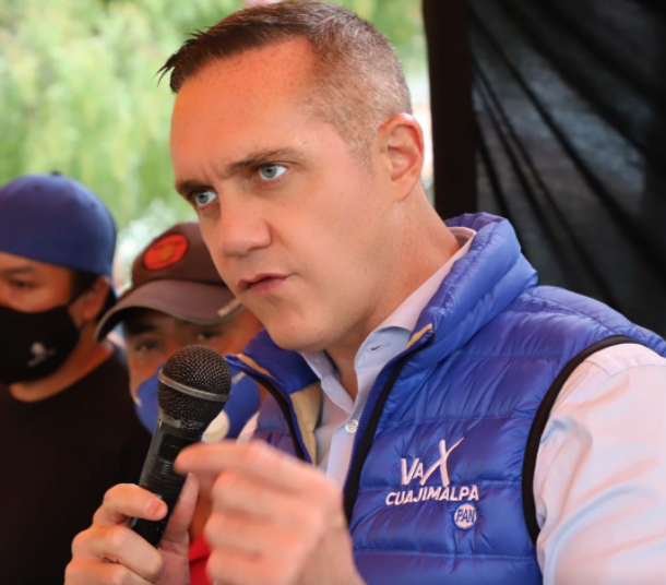 Propone Adrián Rubalcava sustituir tuberías de agua en Cuajimalpa