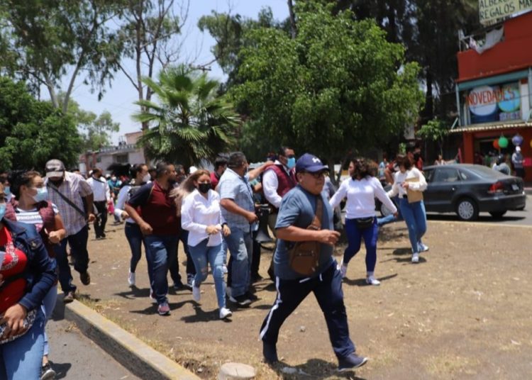 Golpeadores del Sindicato Libertad atacan a brigadistas de Morena en Ecatepec