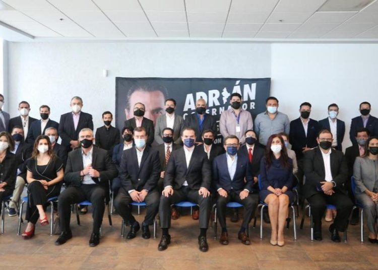 El presidente está confundido con tarjeta de Adrián de la Garza:Guajardo