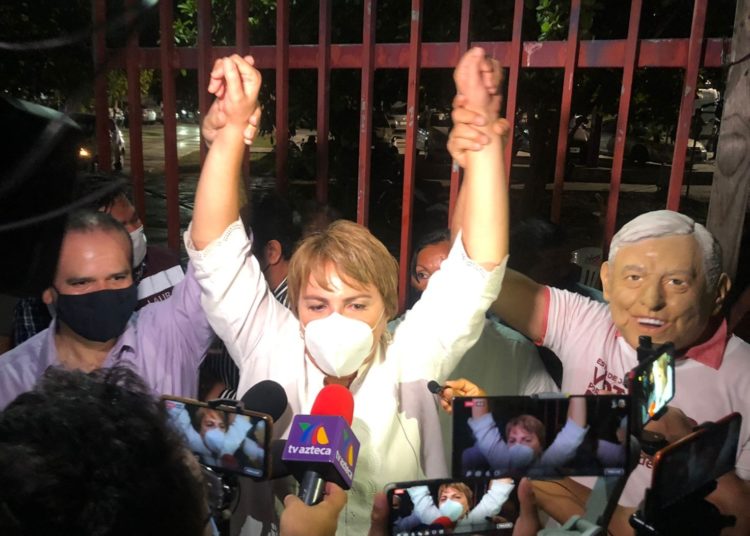 Resulta Laura Beristain ganadora del debate entre candidatos en Solidaridad