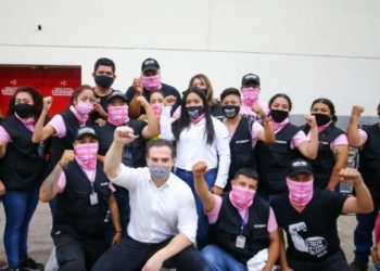 Adrián de la Garza presume que su proyecto sigue liderando las encuestas