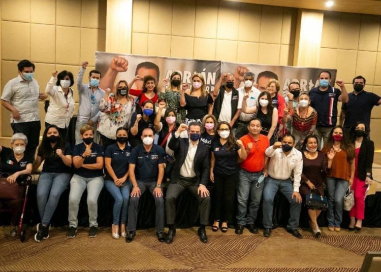 Adrián de la Garza garantiza vacuna anticovid