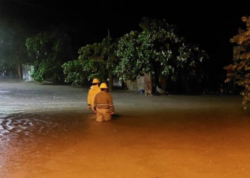 Restablecen energía eléctrica tras el paso de Dolores