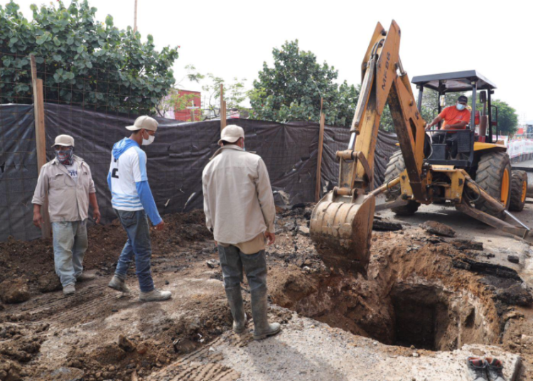 Aparece ahora socavón en Oaxaca