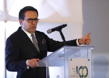 FGR vincula a proceso a Ildefonso Guajardo por enriquecimiento ilícito