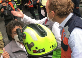 Controlan incendio de fábrica en alcaldía Benito Juárez