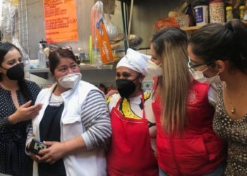 Sandra Cuevas presenta ante comerciantes programa de renovación de mercados en Cuauhtémoc