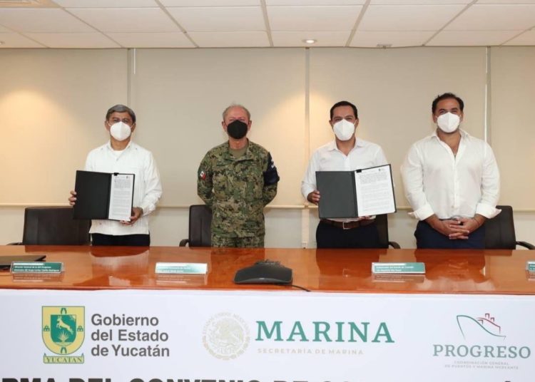 Firman convenio para ampliar Puerto de Altura en Progreso