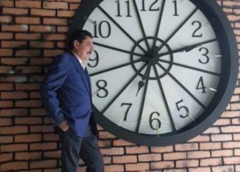 Advierte Ulises Ruiz que defenderá en tribunales su militancia priísta