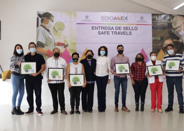 Secretaría de Cultura y Turismo del Edomex entrega sellos de viaje seguro a Tepotzotlán