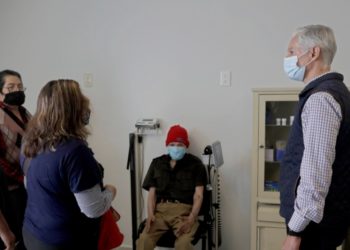 Del Mazo pide a mexiquenses vacunarse y prevenir contagios de Covid e