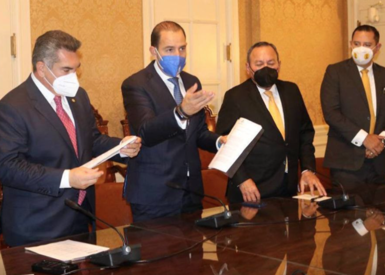 Va por México presenta ante la OEA sus preocupaciones por la persecución de opositores