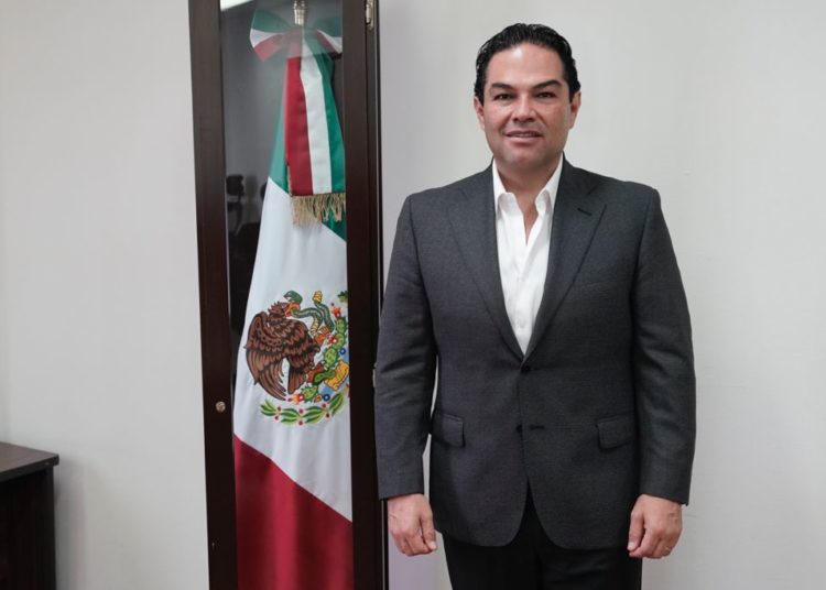 Asume Enrique Vargas Del Villar la coordinación nacional de diputados locales panistas