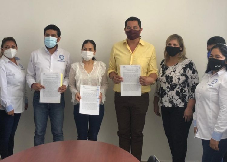 Evitan huelga en ayuntamiento de Jojútla