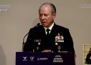 Almirante se disculpa ante la Semar y Zaldívar