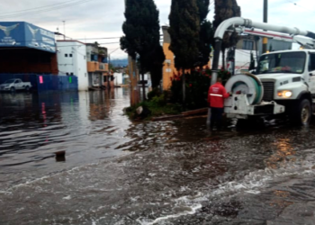 Atiende Edoméx afectaciones por lluvias en Toluca y Chalco