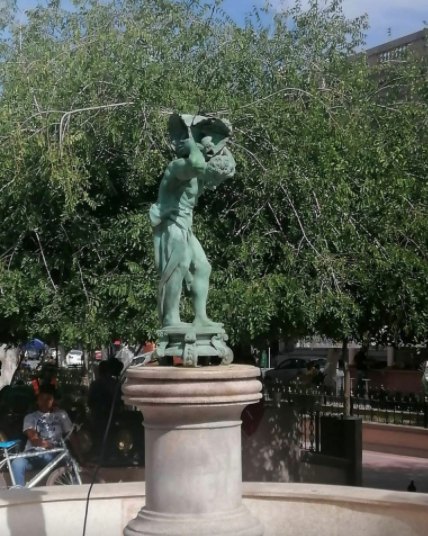 Torreón rescata carácter histórico de la Plaza de Armas