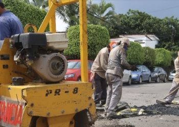 Realizan obras para mejorar vialidades de Cuernavaca