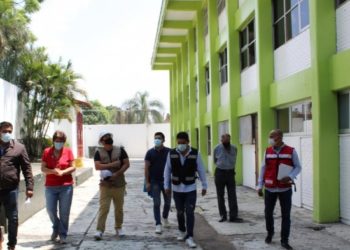 Supervisan escuelas afectadas por lluvias en Cuernavaca