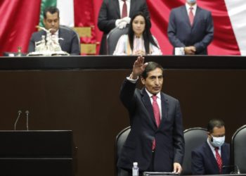 Comparece el secretario de Hacienda ante el Pleno de la Cámara de Diputados