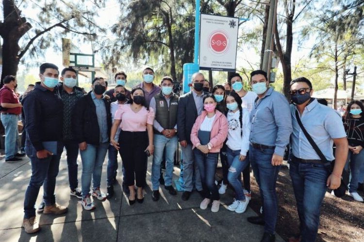 Activa Salum botón de pánico 21 afuera de Facultades de la UJED