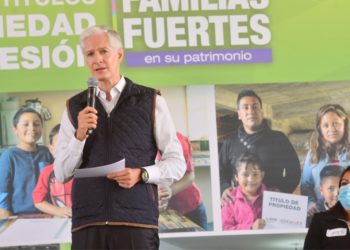 Más de 37 mil mexiquenses han recibido sus títulos de propiedad: Del Mazo
