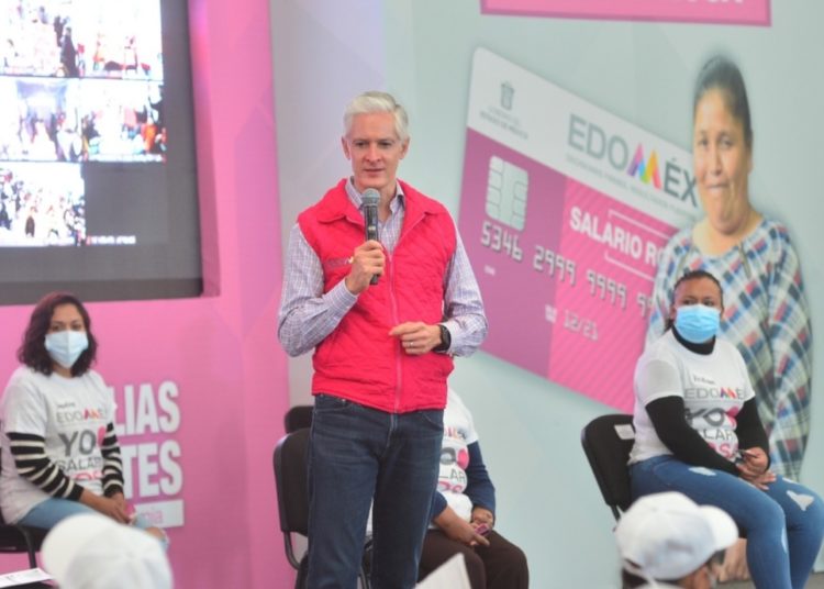 Brinda salario rosa capacitación para las amas de casa a través de 27 cursos que mejoran su economía familiar